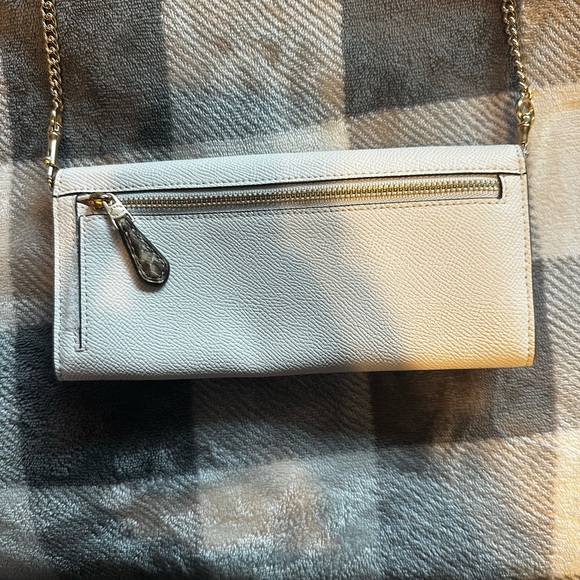 Coach Elegant White and Brown Chain Clutch - Picture 2 of 4
